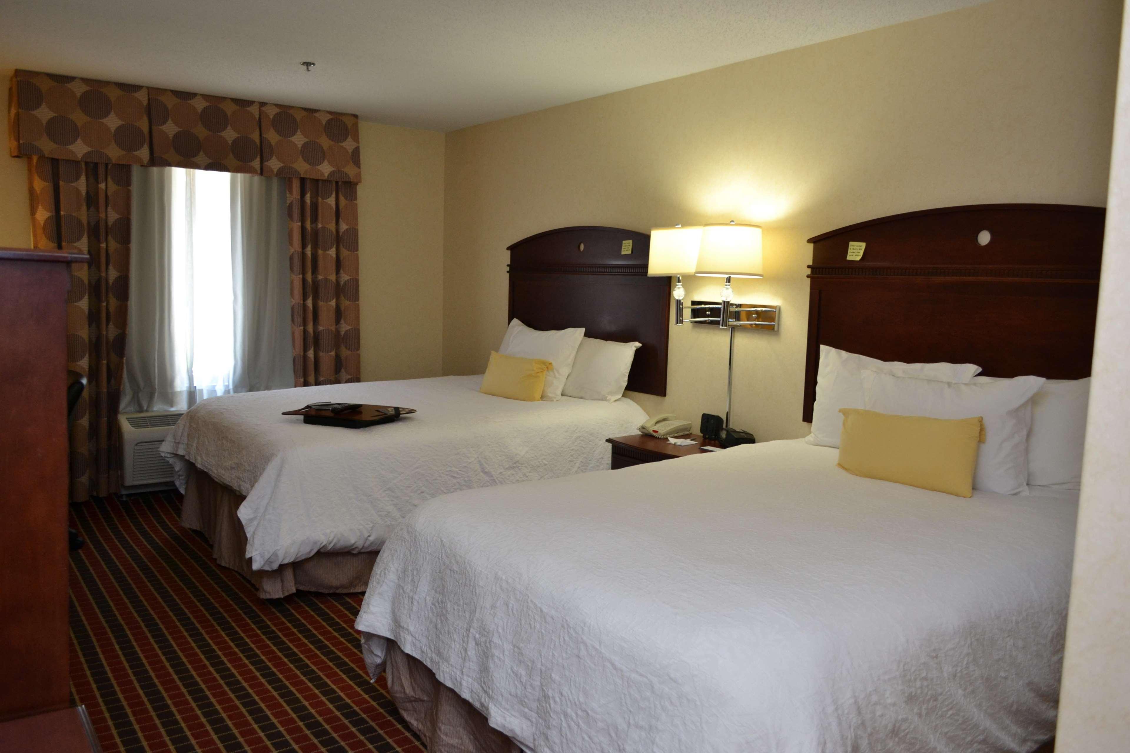 Hampton Inn & Suites Dayton-Airport Englewood Экстерьер фото